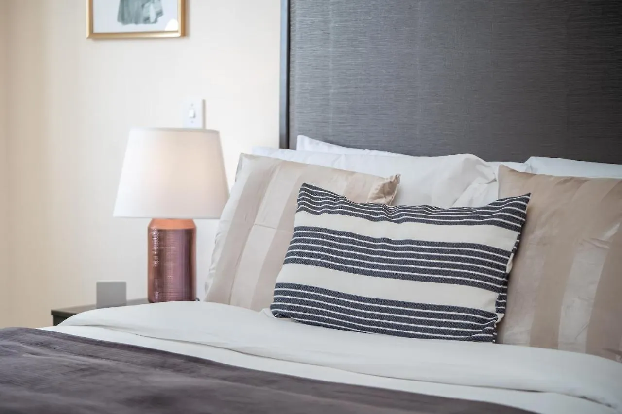 Higuests - Deiras Lucky Find, 5-Min To The Airport Apartment Dubai